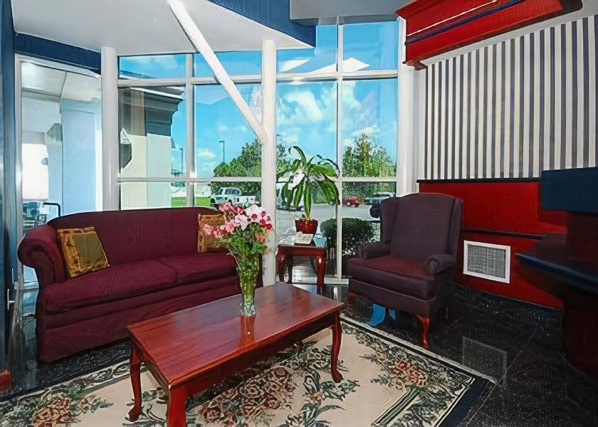 Photo of Livingroom in Latham