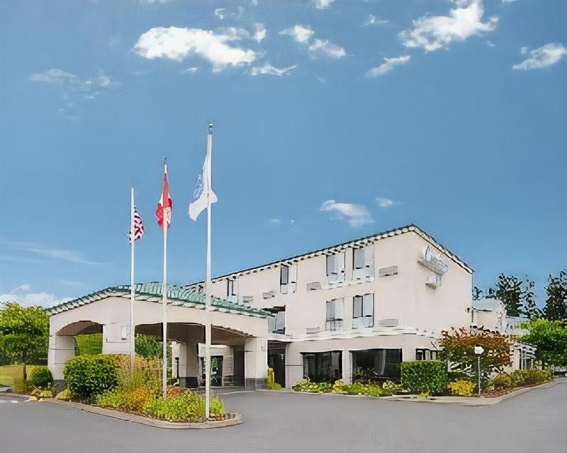 Photo of Buildings in Guide Meridian
