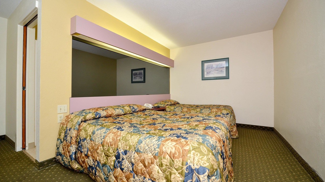 Photo of Bedroom in East Syracuse