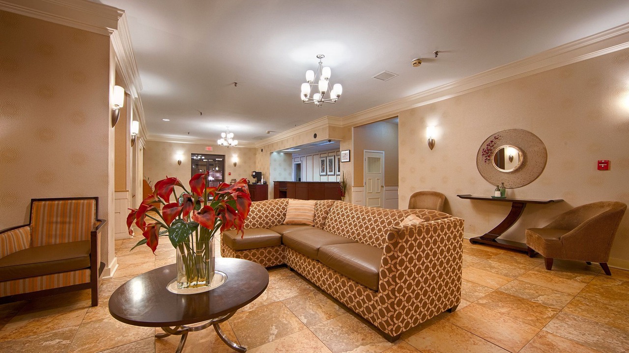 Photo of Livingroom in Watertown