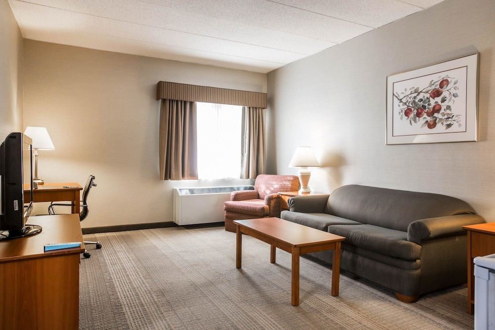 Photo of Livingroom in White River Junction
