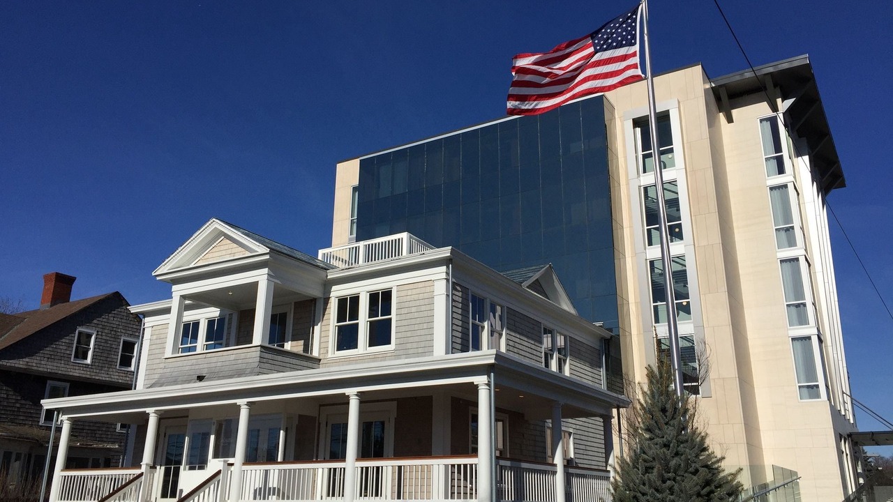 Photo of Buildings in Riverhead