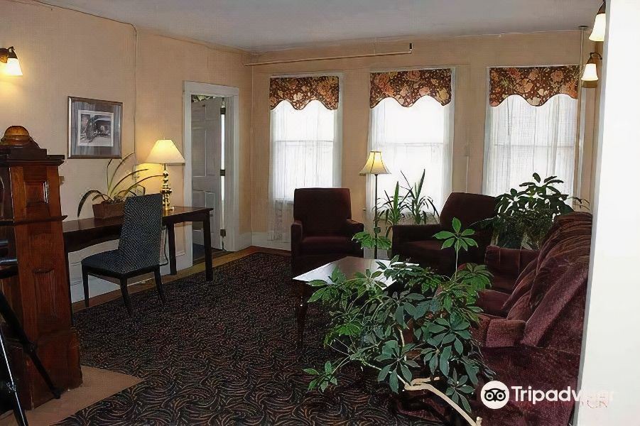 Photo of Livingroom in White River Junction