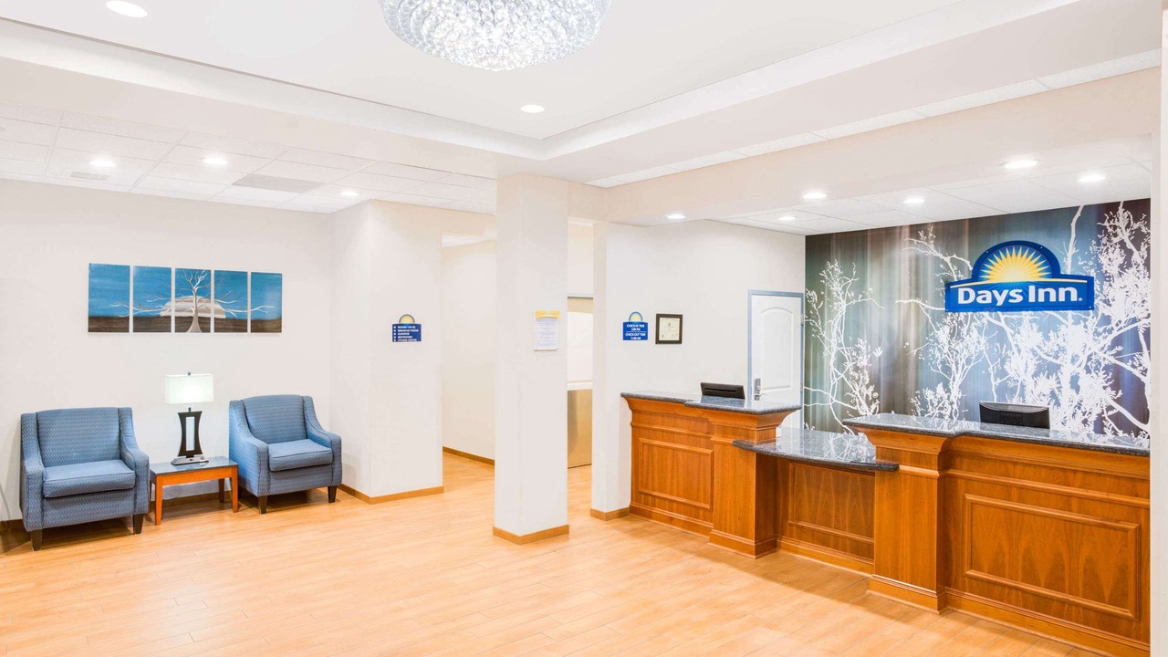 Photo of Livingroom in Evans Mills