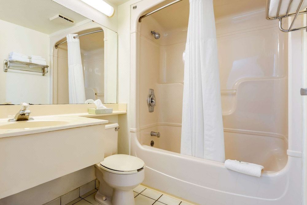 Photo of Bathroom in Falconer