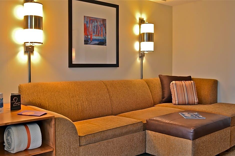 Photo of Livingroom in Riverhead