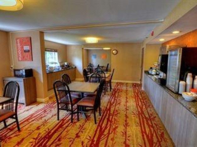 Photo of Livingroom in White River Junction