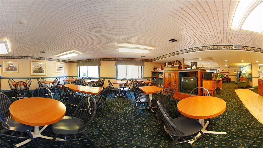 Photo of Livingroom in Hyannis