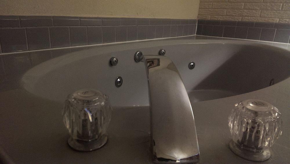 Photo of Bathroom in Lightfoot