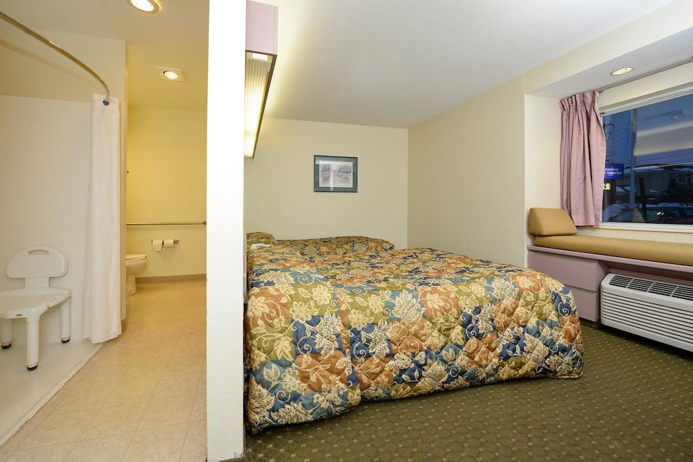 Photo of Bedroom in East Syracuse