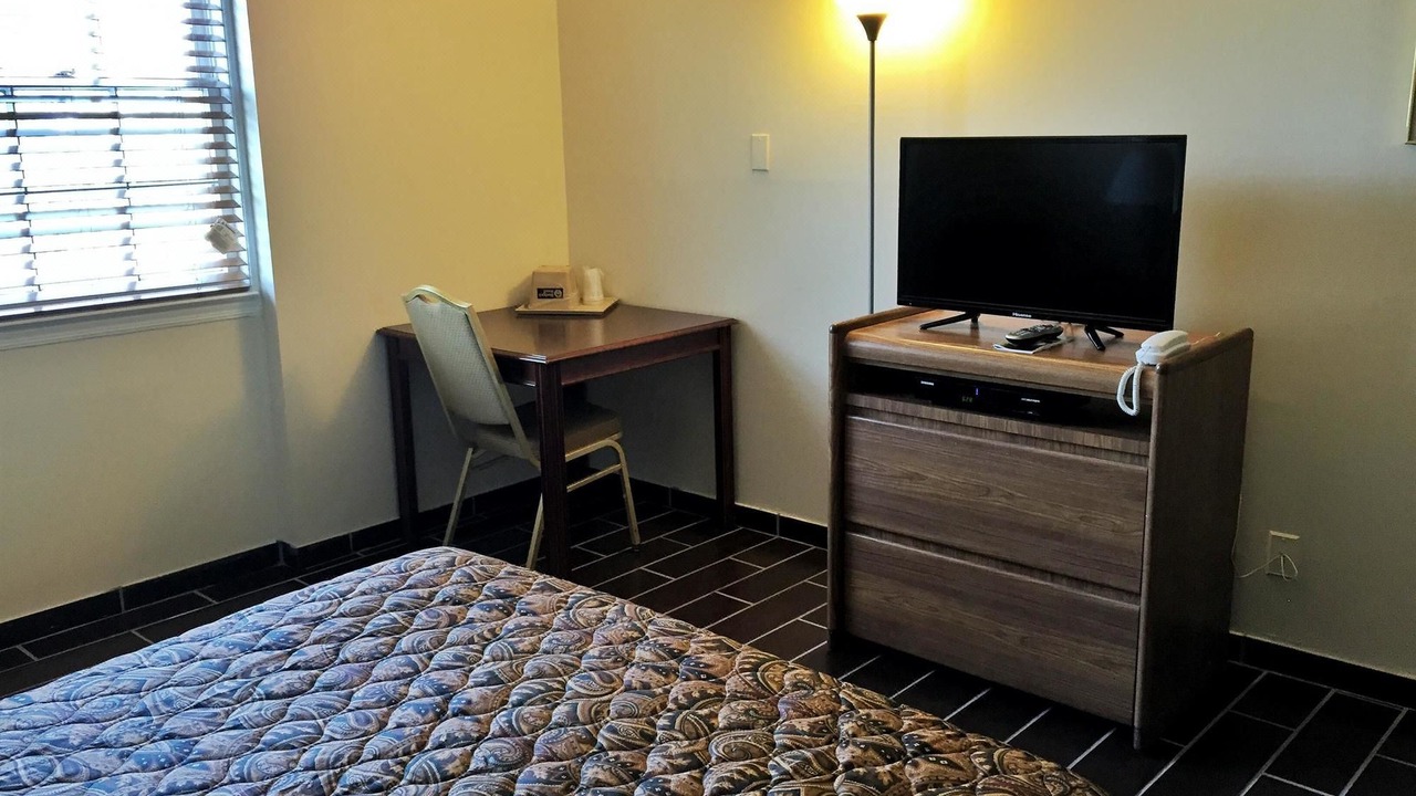 Photo of Bedroom in Riverhead