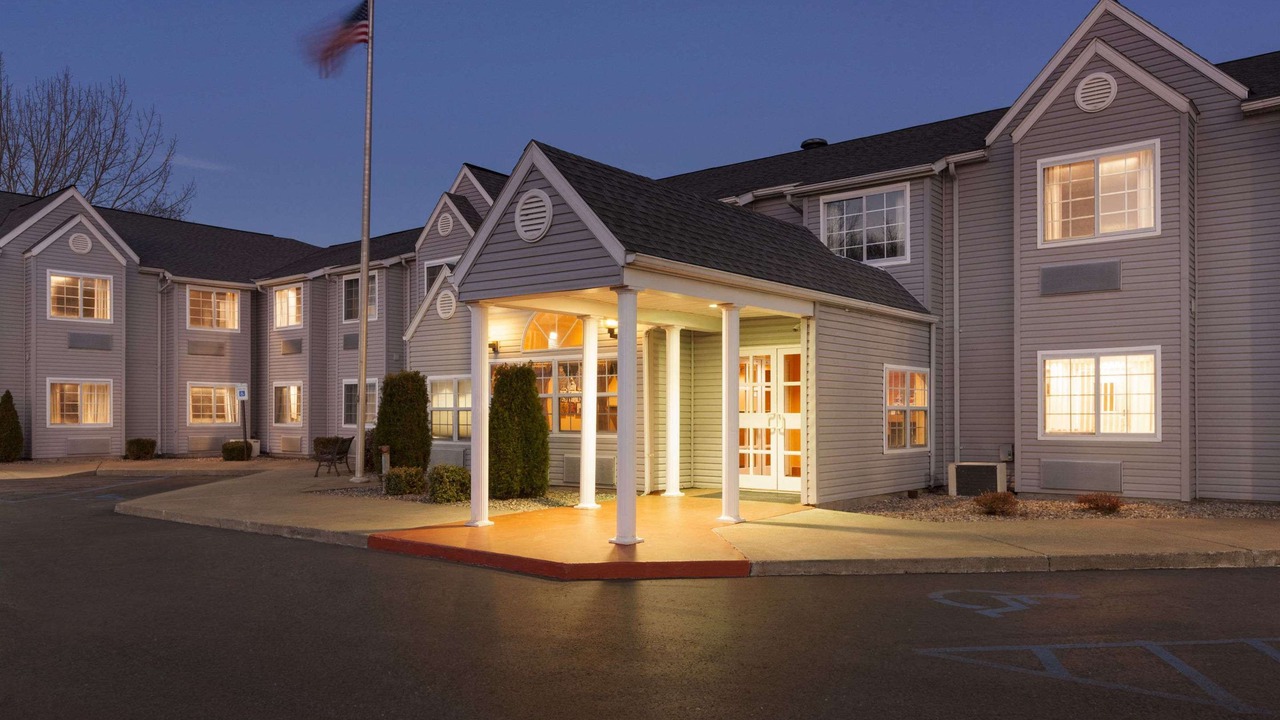 Photo of Buildings in Latham