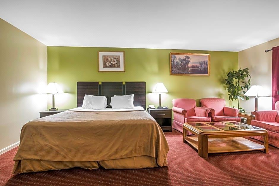 Photo of Bedroom in East Haven  Rutland County