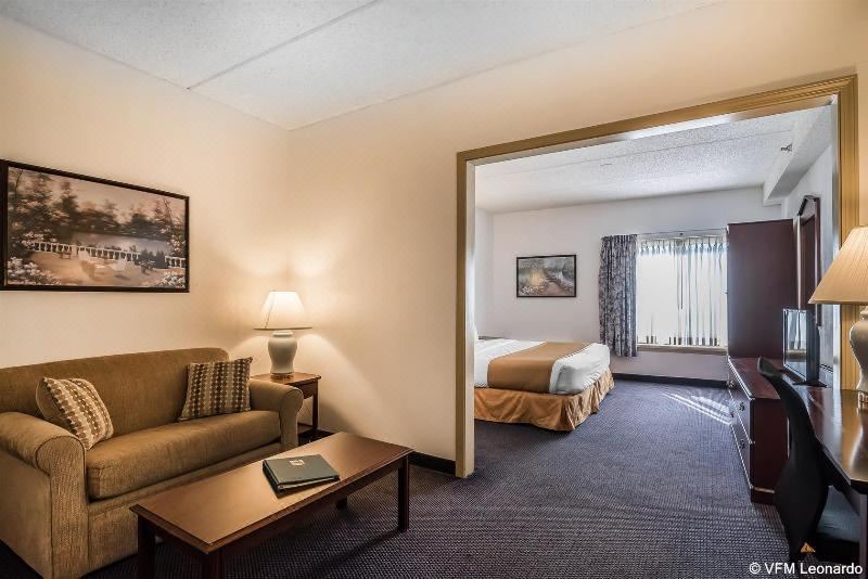 Photo of Livingroom in Latham