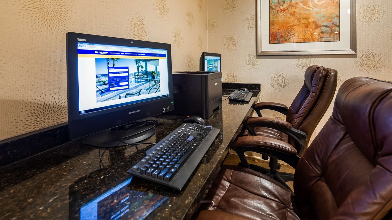 Photo of Livingroom in Watertown