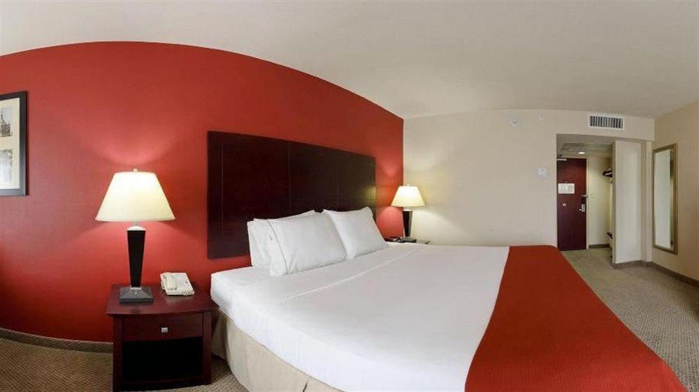 Photo of Bedroom in Downtown Albany