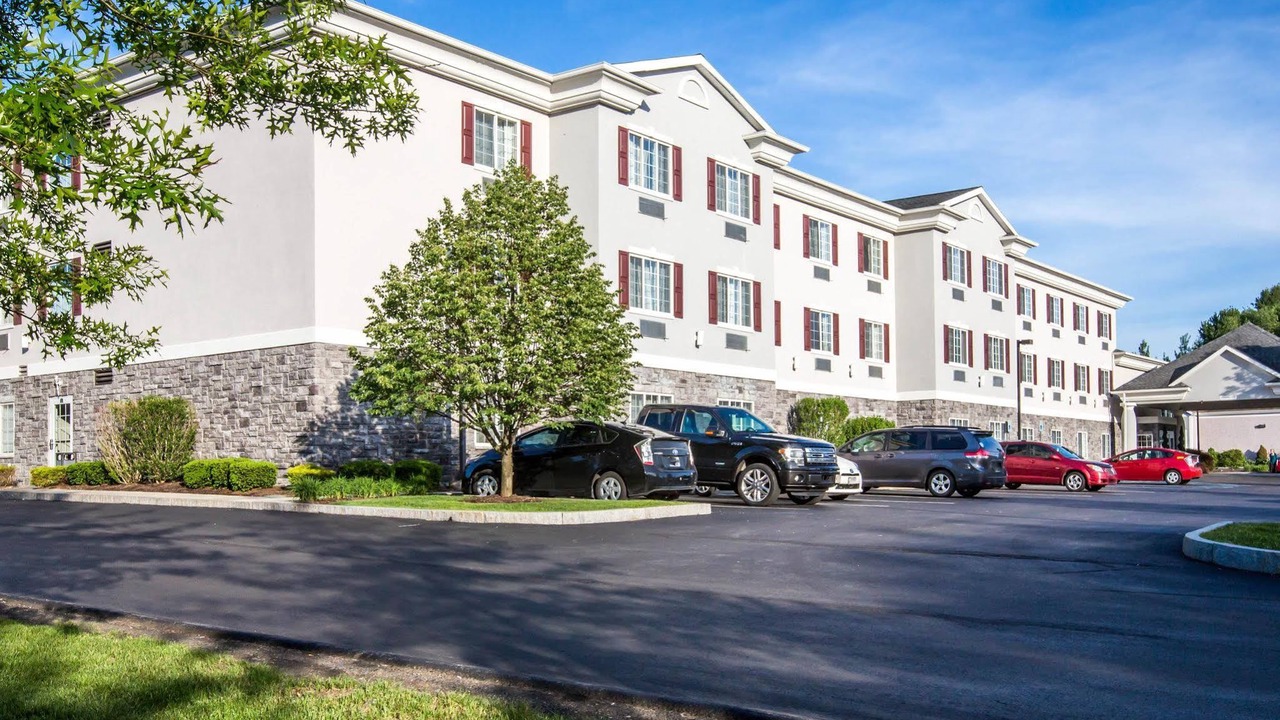 Photo of Buildings in Castleton-on-Hudson
