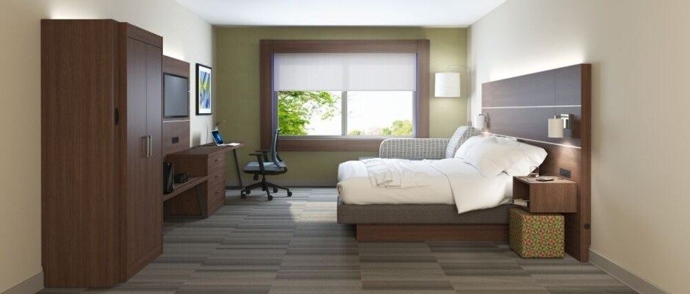 Photo of Bedroom in Canton