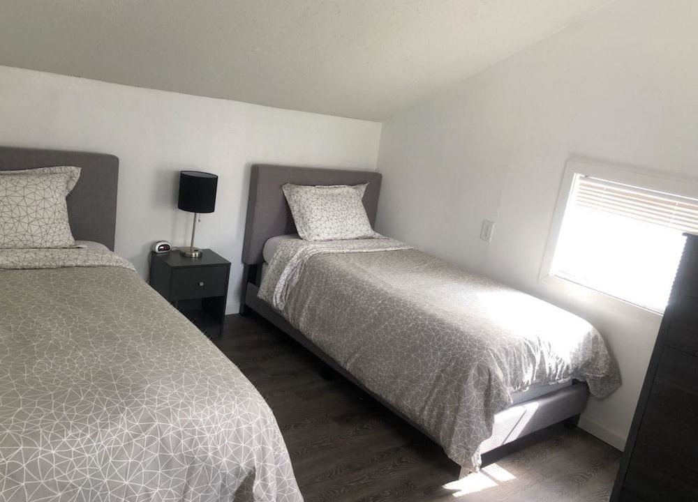Photo of Bedroom in Roscoe
