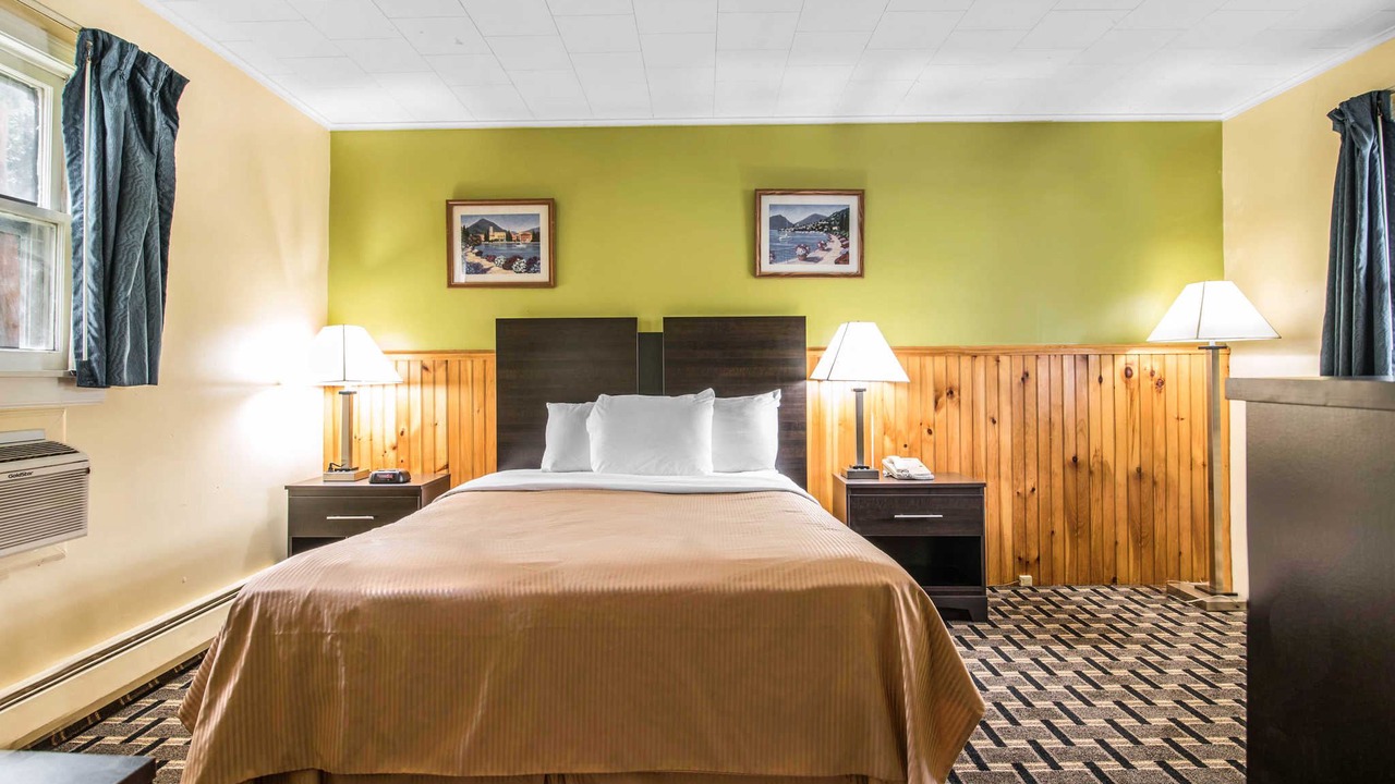 Photo of Bedroom in East Haven  Rutland County