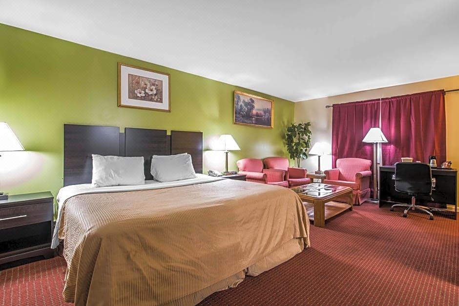 Photo of Bedroom in East Haven  Rutland County