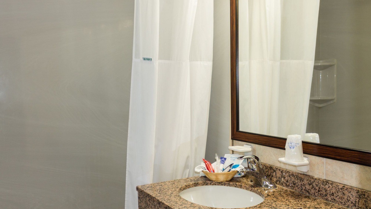 Photo of Bathroom in Central Valley