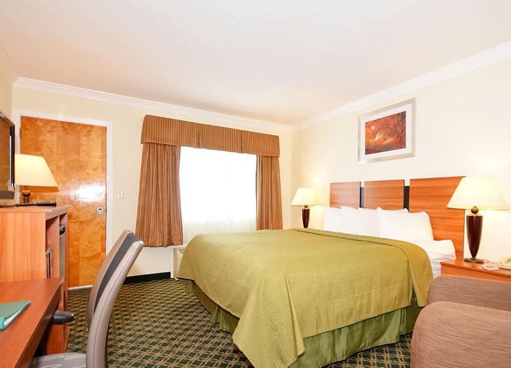 Photo of Bedroom in East Haven  Rutland County