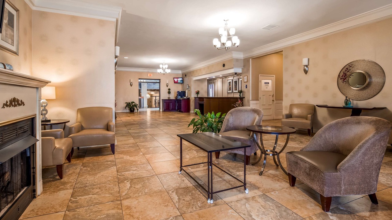 Photo of Livingroom in Watertown