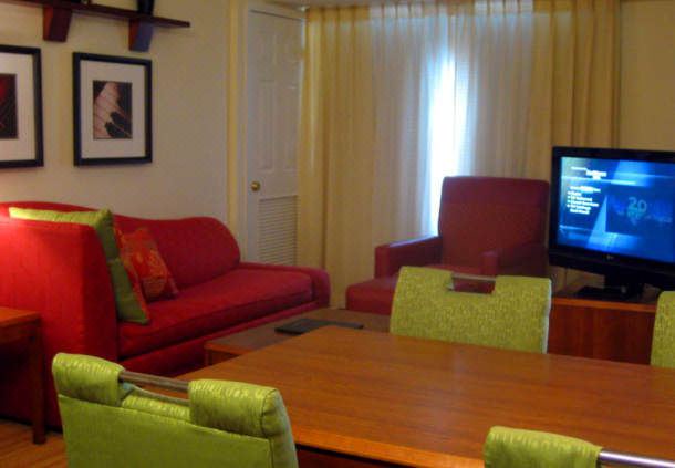 Photo of Livingroom in Hauppauge