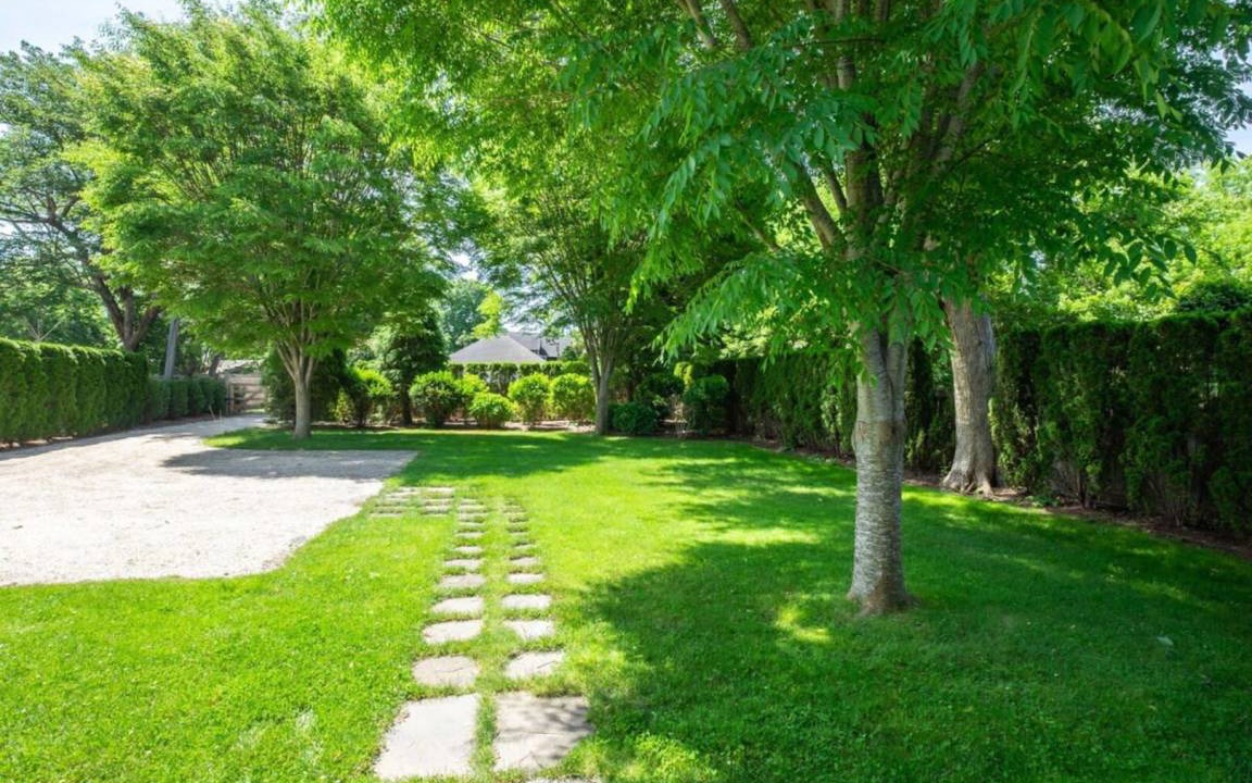 Photo of Others in East Hampton North