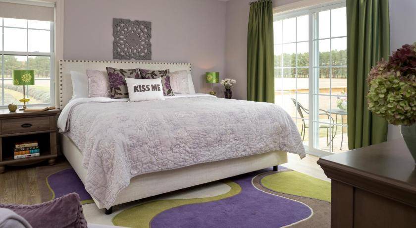 Photo of Bedroom in Rock Hall