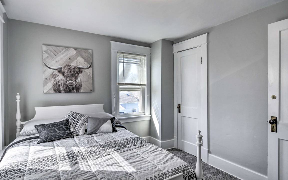 Photo of Bedroom in Cheektowaga
