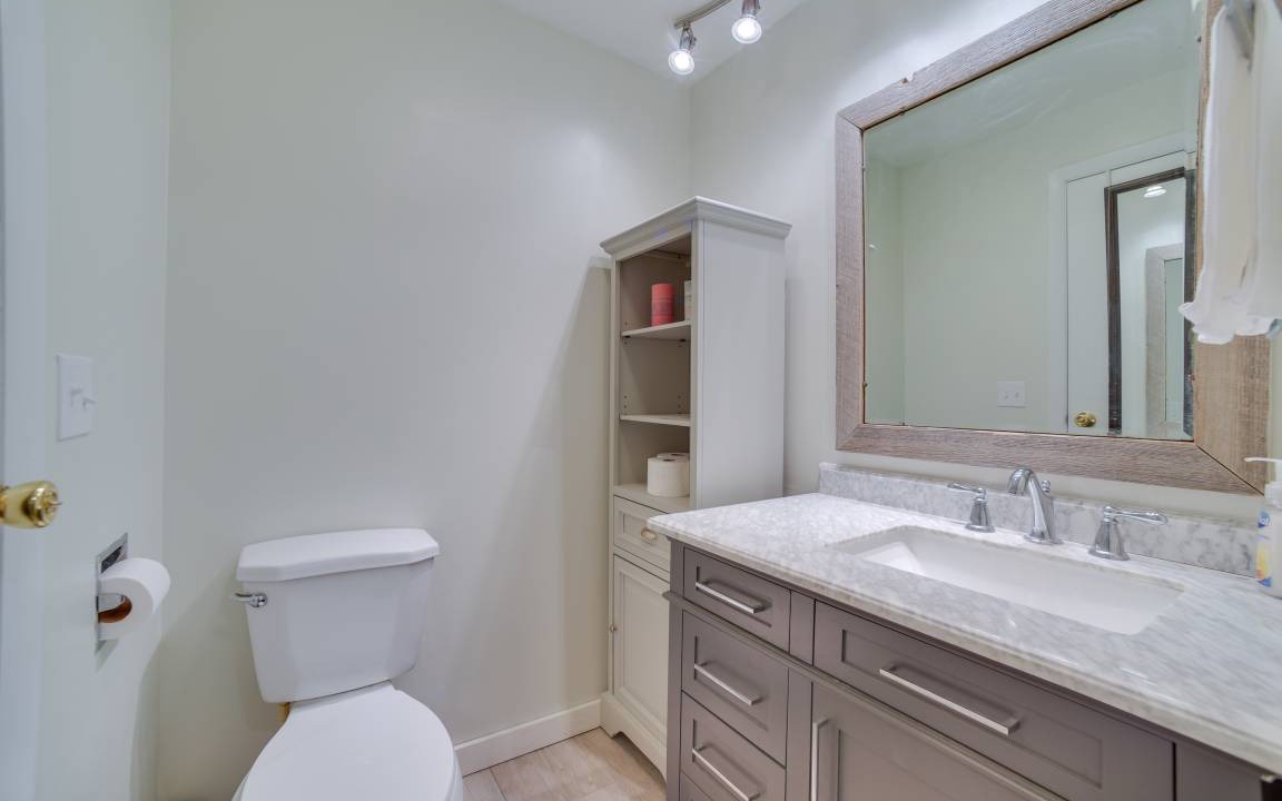 Photo of Bathroom in Burlington Flats