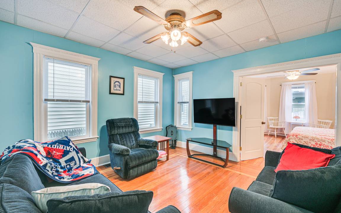 Photo of Livingroom in South Medford