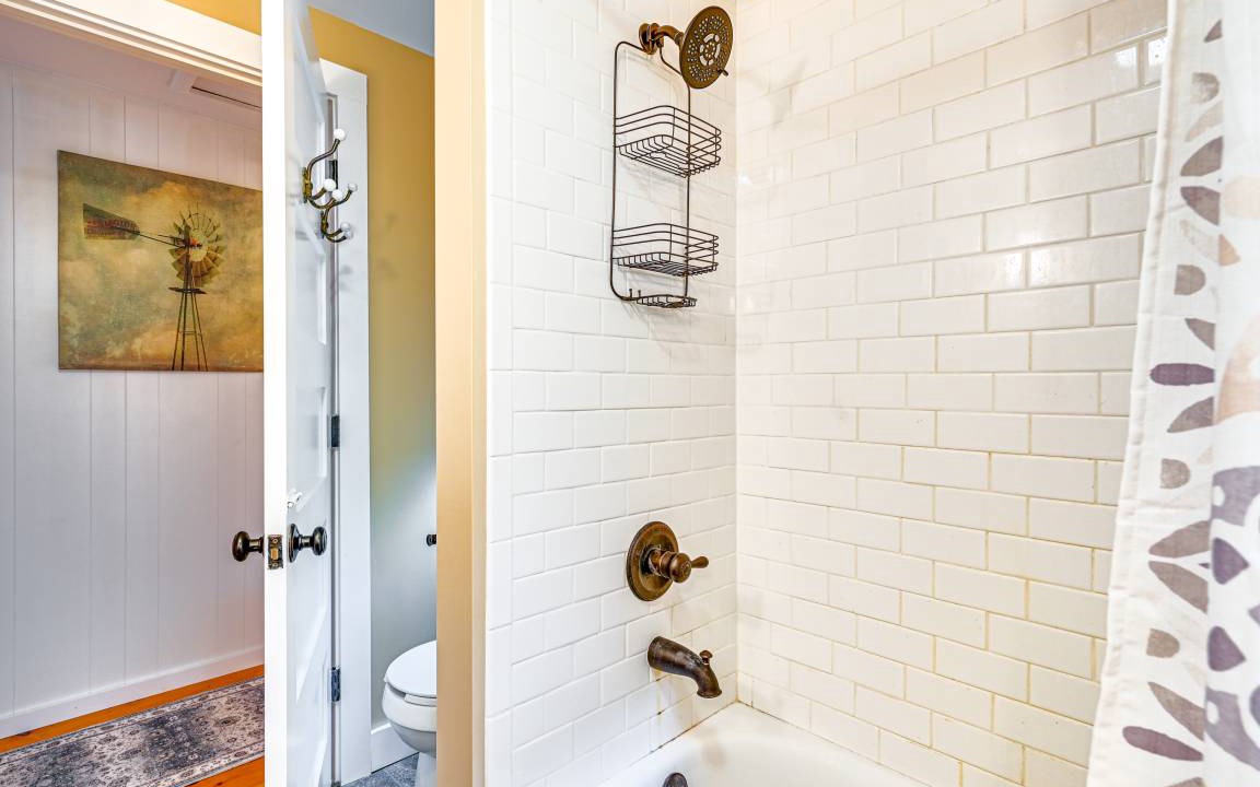 Photo of Bathroom in Gloversville
