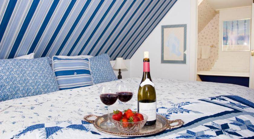 Photo of Bedroom in Rock Hall