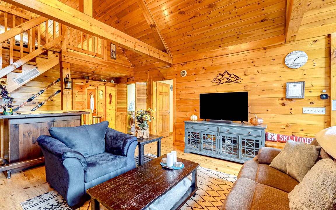 Photo of Livingroom in Fryeburg