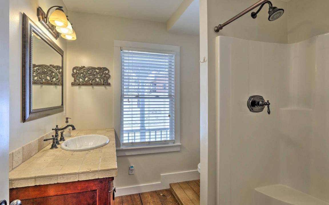 Photo of Bathroom in Warrensburg