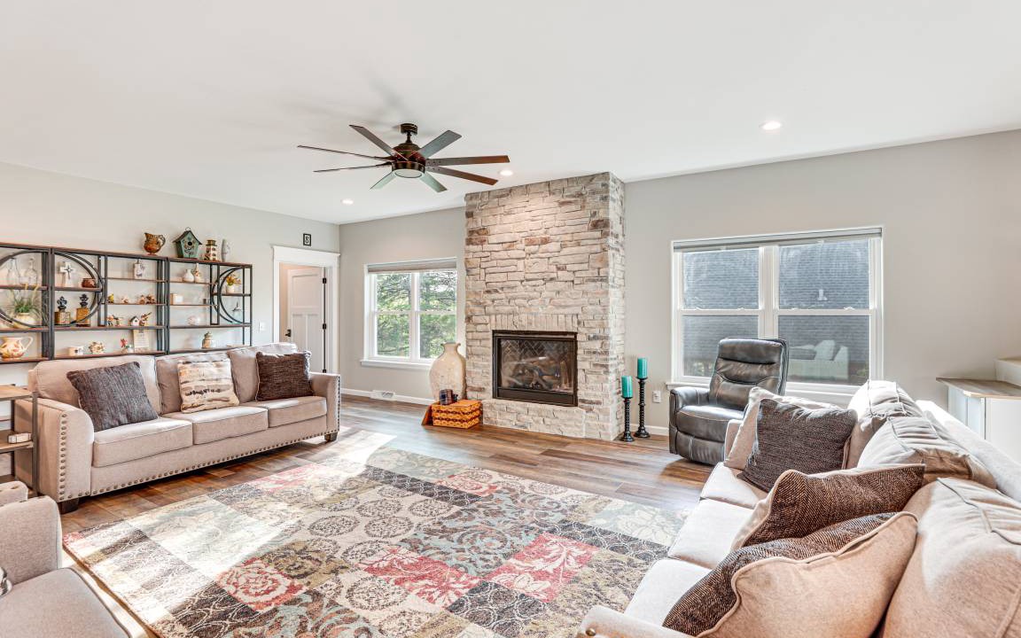 Photo of Livingroom in Lake Delton