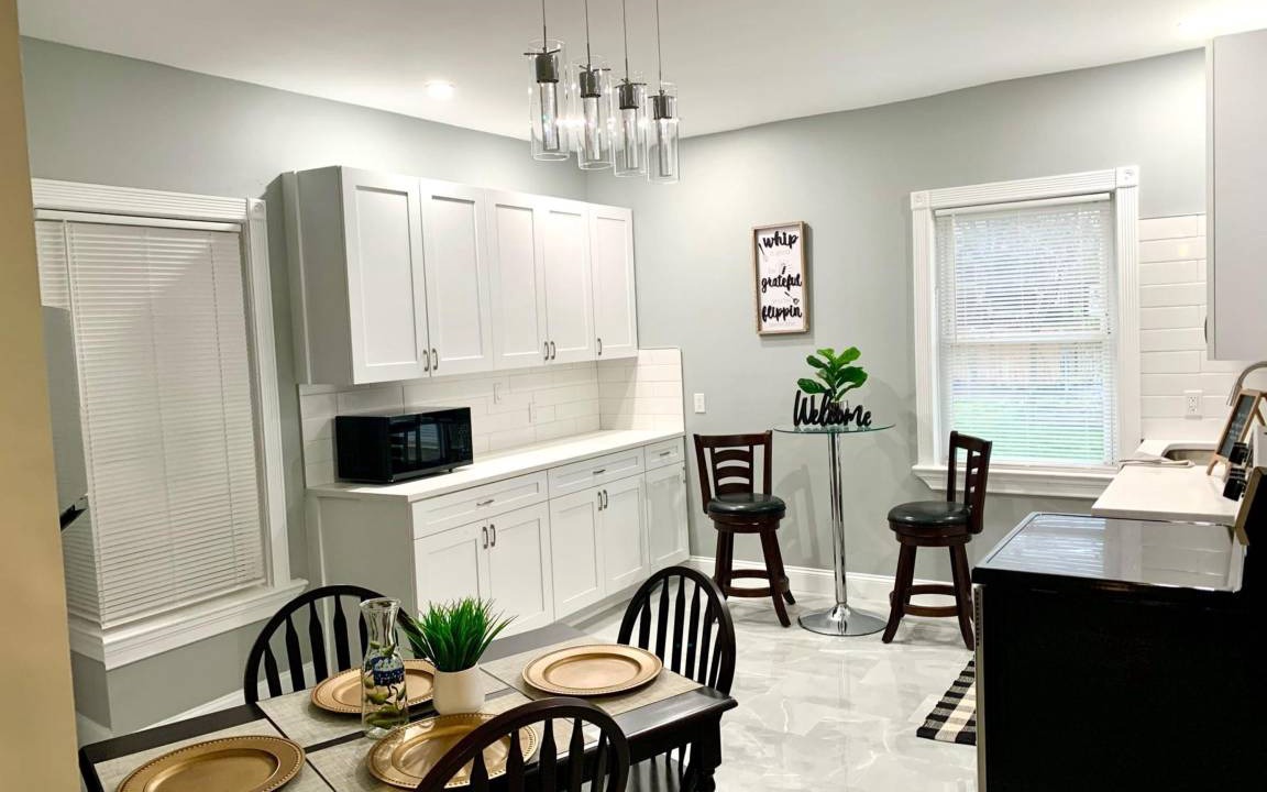 Photo of Kitchen in Downtown Niagara Falls
