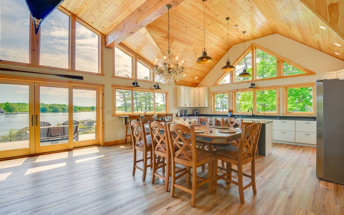 Photo of Livingroom in Wellesley Island
