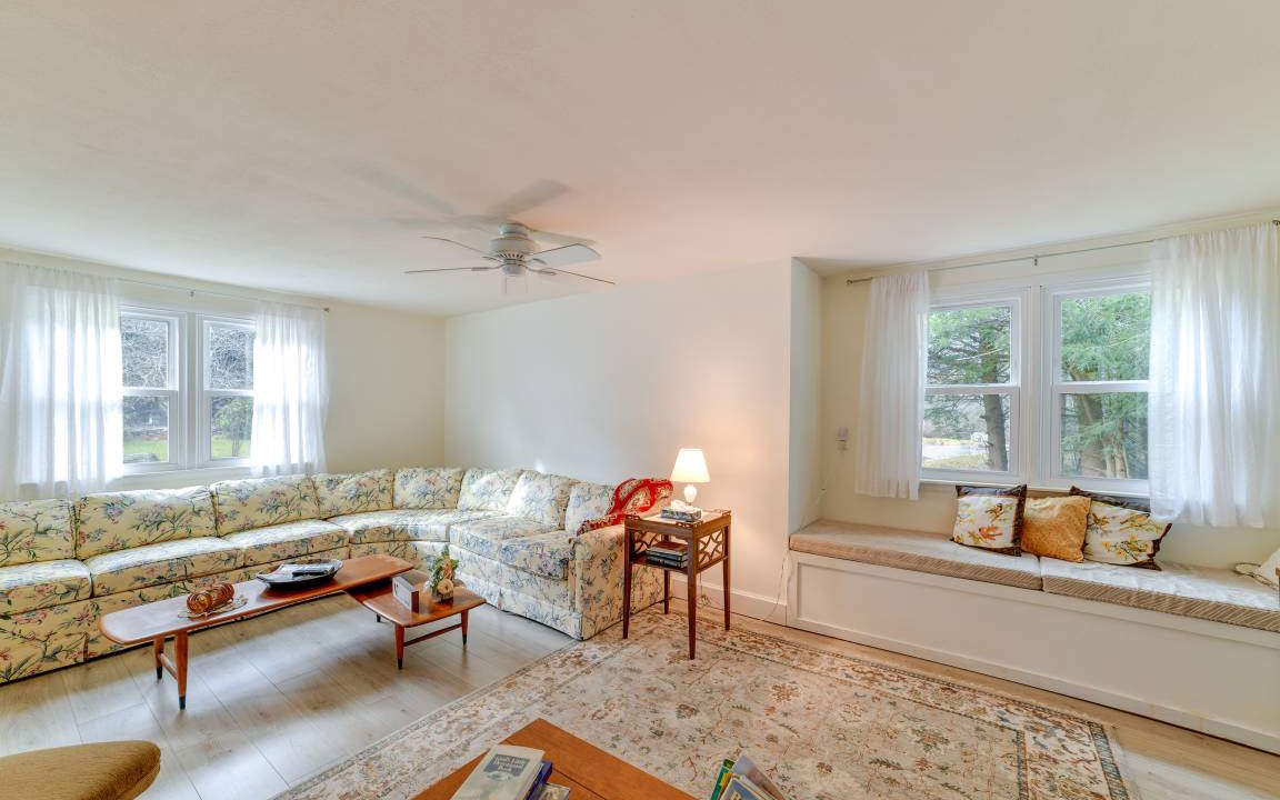 Photo of Livingroom in Walton