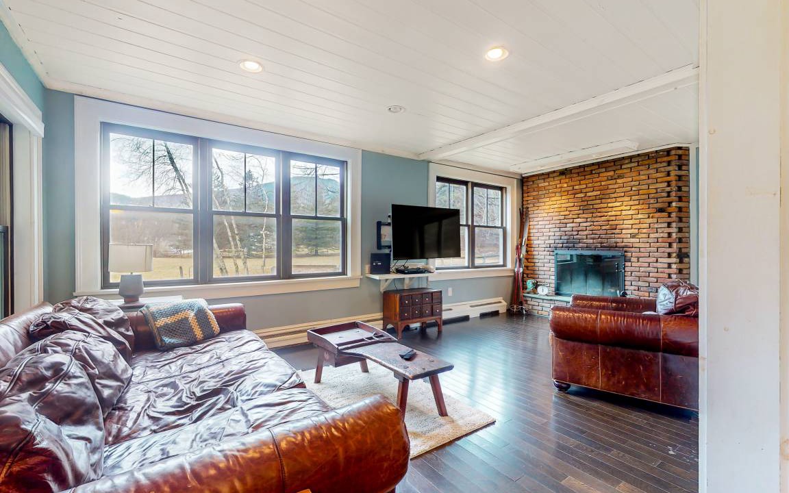 Photo of Livingroom in Wallingford