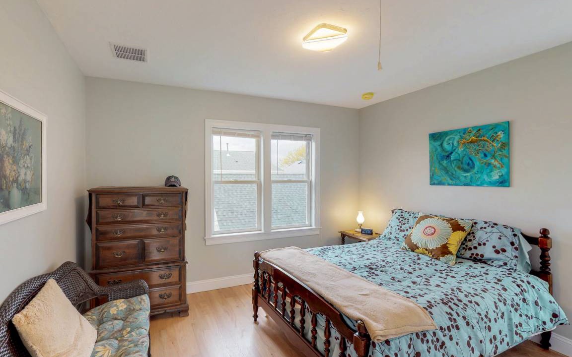 Photo of Bedroom in Teaticket