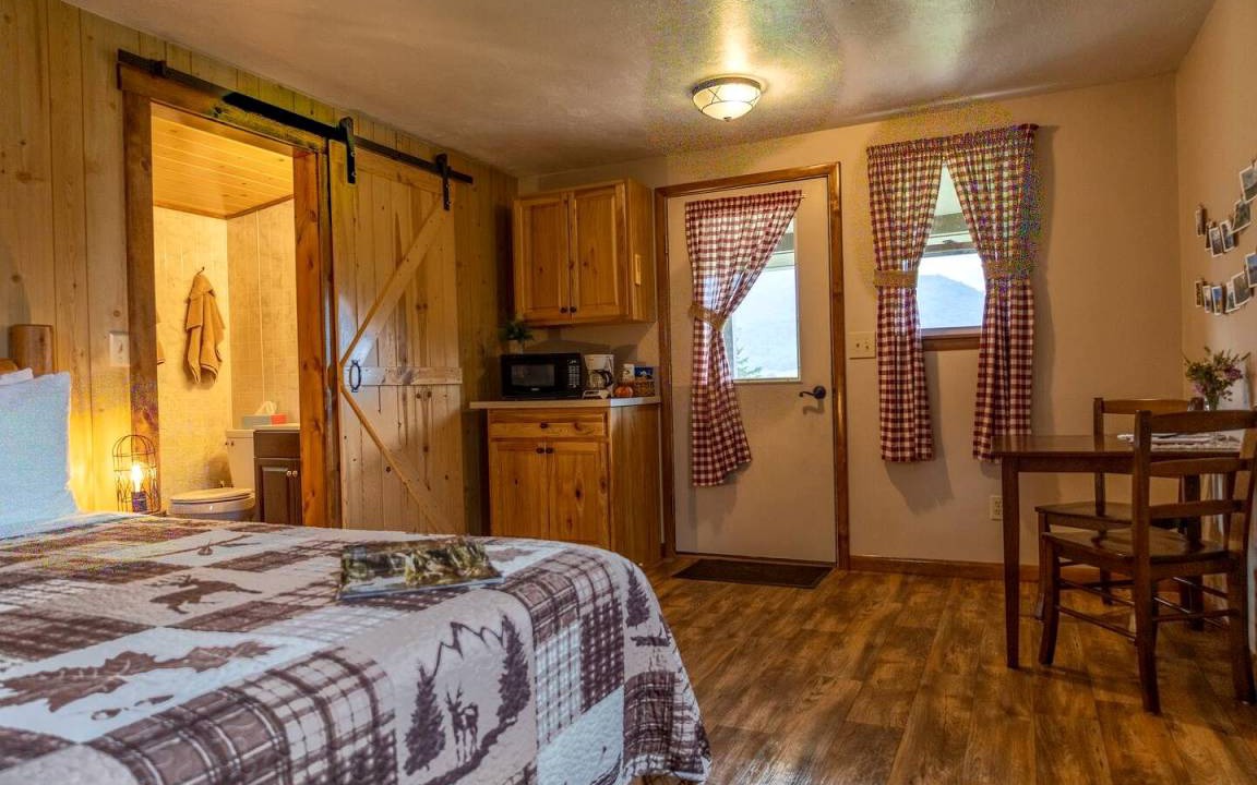 Photo of Bedroom in Seneca Rocks