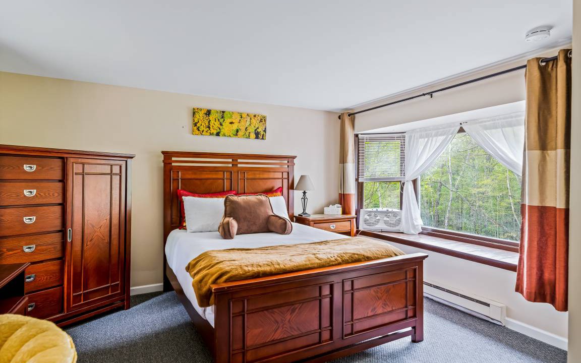 Photo of Bedroom in Diamond Point