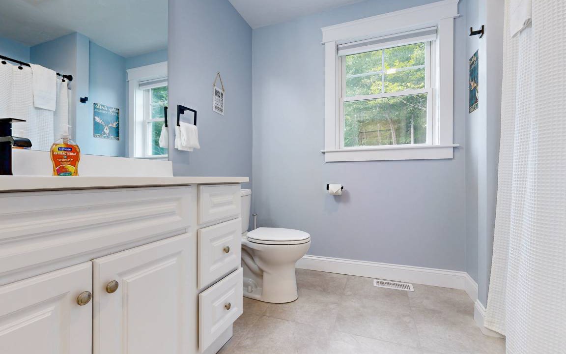 Photo of Bathroom in Intervale
