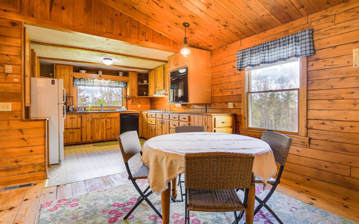Photo of Kitchen in Lovell