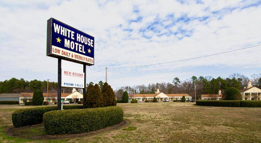 Photo of Buildings in North Chesterfield