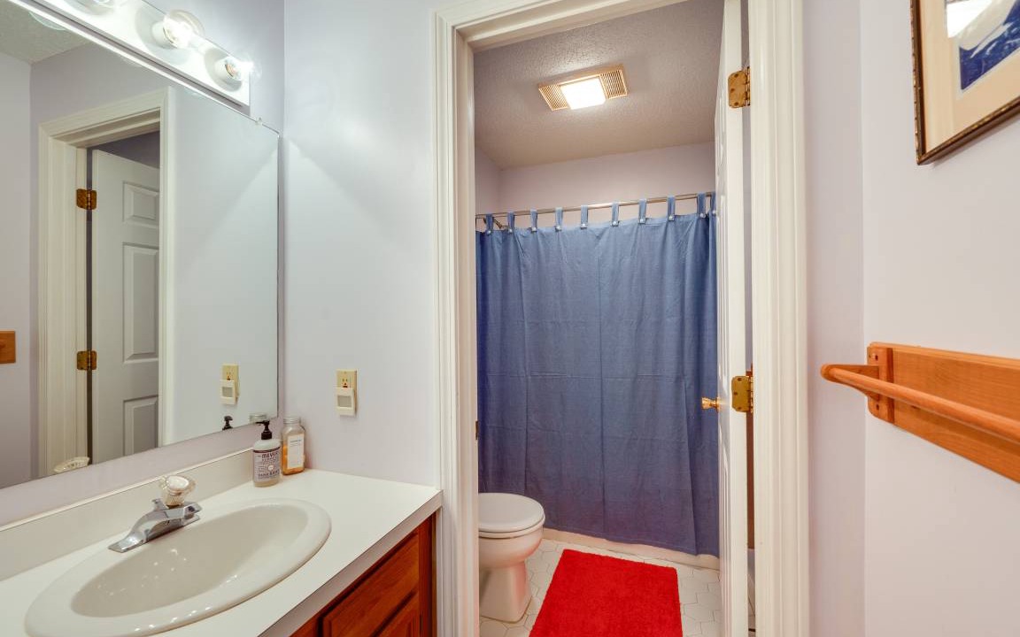 Photo of Bathroom in East Burke